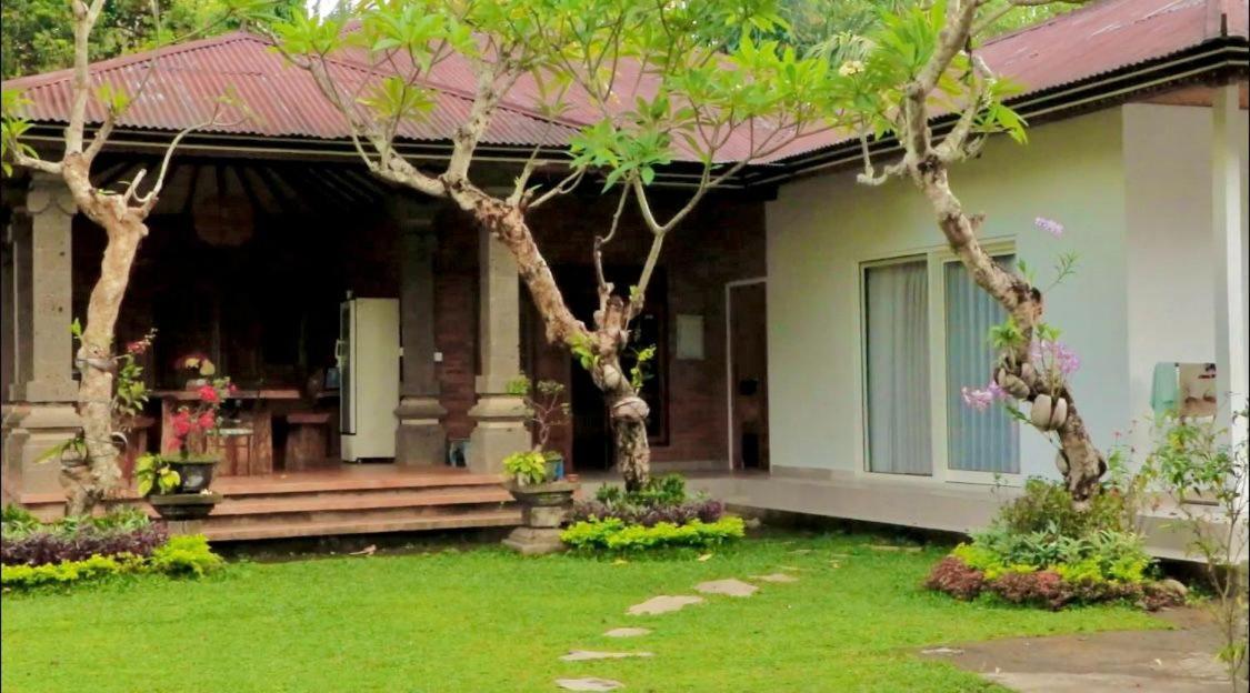 Mesari Cottage Guest House Pabean Buleleng Exteriör bild